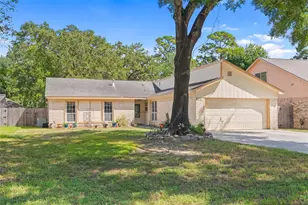 25806 Old Carriage Ln, Spring, TX 77373 - Photo 2