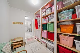 316 W Lang St, Alvin, TX 77511 - Photo 18