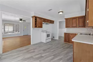 515 2nd St, Humble, TX 77338 - Photo 14