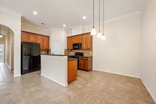 912 Sweet Pine Dr, Katy, TX 77450 - Photo 6