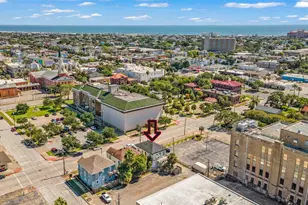 811 24th St, Galveston, TX 77550 - Photo 42