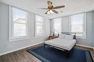 811 24th St, Galveston, TX 77550 - Photo 32