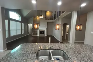 7936 Lake Commons Dr, Rosenberg, TX 77469 - Photo 12