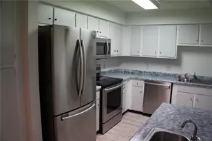 6601 Sands Point Dr, Houston, TX 77074 - Photo 10