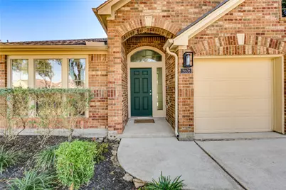 5606 Walnut Glen Lane, Rosenberg, TX 77471 - Photo 2