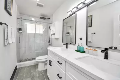 8006 Shiner Lane, Houston, TX 77072 - Photo 26