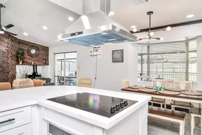 8006 Shiner Lane, Houston, TX 77072 - Photo 18