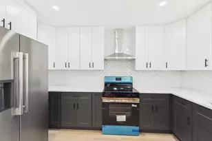 2002 Jones St, Rosenberg, TX 77471 - Photo 22