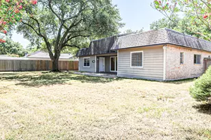 13226 Holston Hills Dr, Houston, TX 77069 - Photo 4