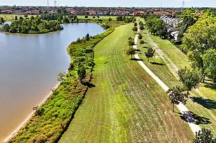 10215 Minturn Ln, Houston, TX 77064 - Photo 38