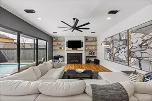 2705 Julian St, Houston, TX 77009 - Photo 8