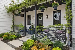 2705 Julian St, Houston, TX 77009 - Photo 2