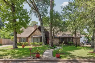 1010 Rhine Ln, Houston, TX 77090 - Photo 24