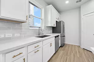 9119 Brixham Dr, Cypress, TX 77433 - Photo 10