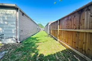 7419 San Morino Dr, Houston, TX 77083 - Photo 26