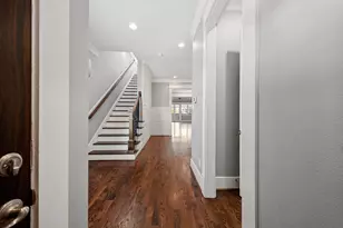 519 E 28th St, Houston, TX 77008 - Photo 6