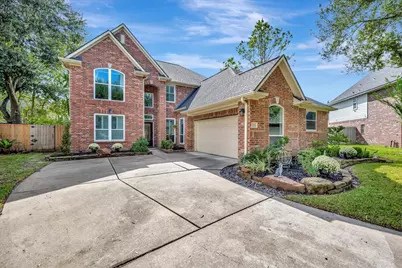 1639 Lakeside Enclave Drive, Houston, TX 77077 - Photo 2