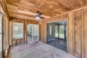 917 Huckleberry Ln, Warren, TX 77664 - Photo 26