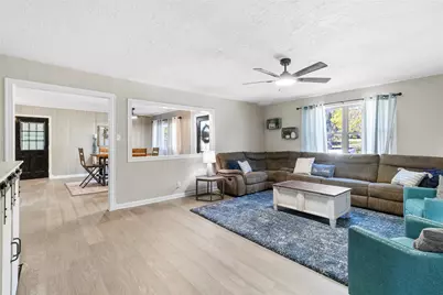 407 W Walt Davis Drive W, Woodville, TX 75979 - Photo 8