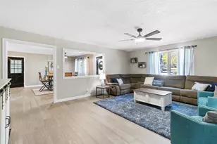 407 W Walt Davis Dr W, Woodville, TX 75979 - Photo 8