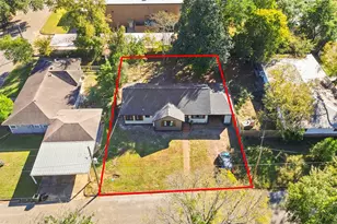 407 W Walt Davis Dr W, Woodville, TX 75979 - Photo 30