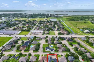 1717 24th Ave, Texas City, TX 77590 - Photo 4