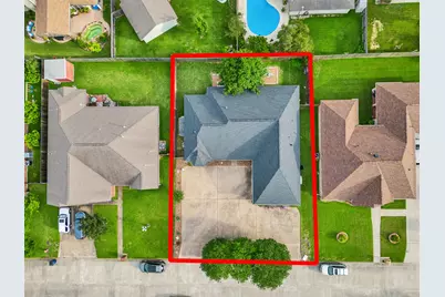 1717 24th Avenue, Texas City, TX 77590 - Photo 2