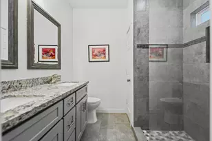 419 S Main St, La Grange, TX 78945 - Photo 16
