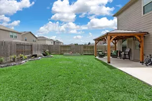 16307 Fontana Ct, Conroe, TX 77302 - Photo 32