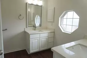 7916 Comal St, Houston, TX 77051 - Photo 14