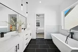 1913 Hoskins Dr, Houston, TX 77080 - Photo 14