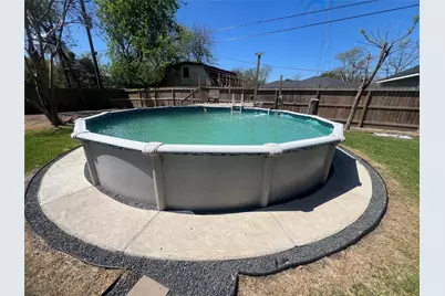 402 Lyndale Drive, Highlands, TX 77562 - Photo 28
