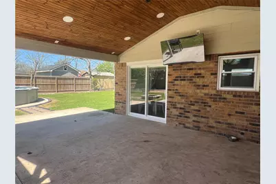 402 Lyndale Drive, Highlands, TX 77562 - Photo 22