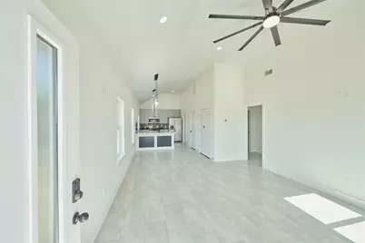 1398 Road 5607, Cleveland, TX 77327 - Photo 4