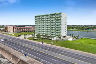 9420 Seawall Blvd, Galveston, TX 77554 - Photo 16