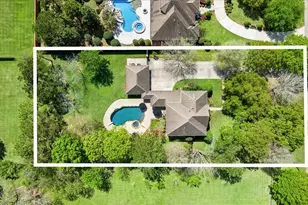 805 Murphy Ln, Friendswood, TX 77546 - Photo 2