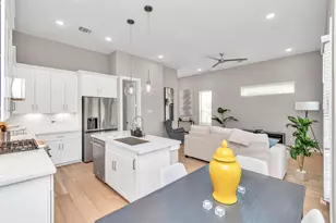 305 Queen Sude Ln, Houston, TX 77091 - Photo 6