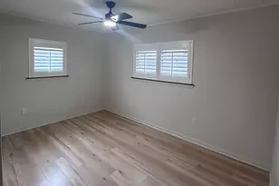 2048 Studio Ln, Bellville, TX 77418 - Photo 4