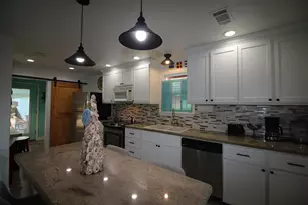 1061 O' Neil Rd, Crystal Beach, TX 77650 - Photo 10