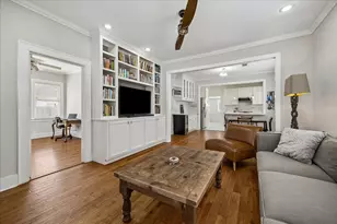 2231 Singleton St, Houston, TX 77008 - Photo 4