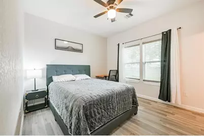 13 Hafer Street, Baytown, TX 77520 - Photo 20