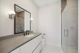 1711 Allen Pkwy, Houston, TX 77019 - Photo 14