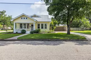 401 Bowie St, Hallettsville, TX 77964 - Photo 36