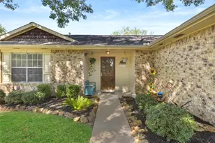 2816 Pickett Dr, League City, TX 77573 - Photo 8