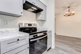 9700 Leawood Blvd, Houston, TX 77099 - Photo 10