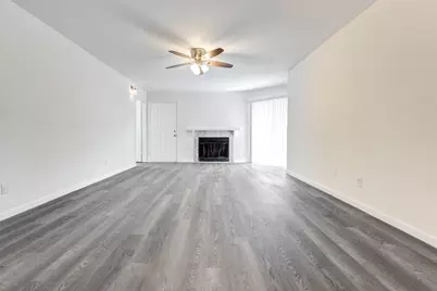 9700 Leawood Boulevard #201, Houston, TX 77099 - Photo 6