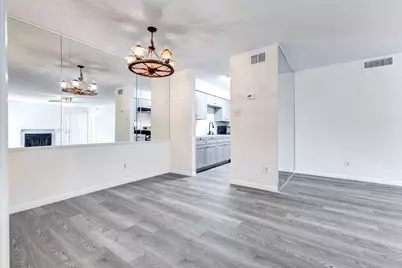 9700 Leawood Boulevard #201, Houston, TX 77099 - Photo 6