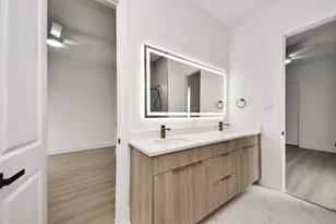 431 Neyland St, Houston, TX 77022 - Photo 28