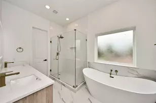 431 Neyland St, Houston, TX 77022 - Photo 18