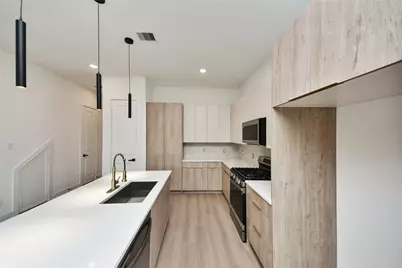 431 Neyland Street, Houston, TX 77022 - Photo 6